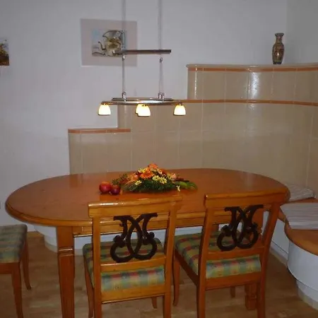 Haus Residenz Am See_ Nr_ 8 شقة *